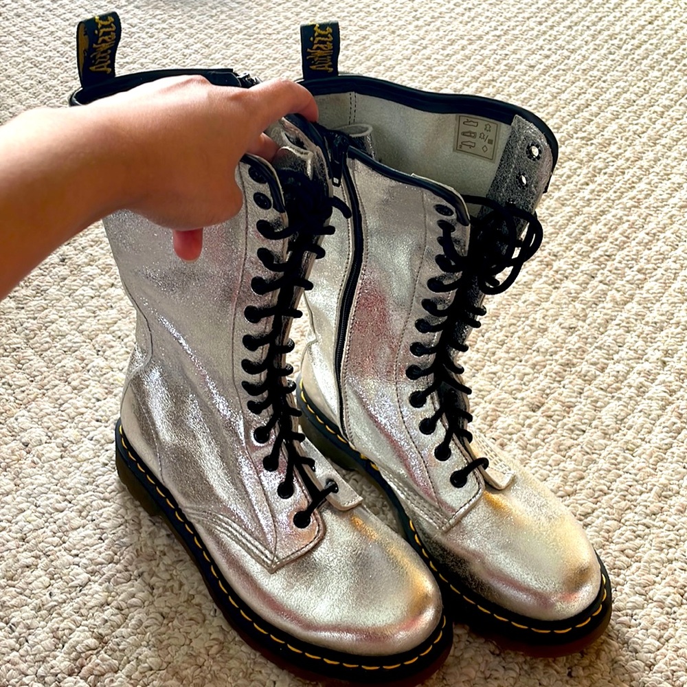 🍁Dr. Martens❤️🥾boots